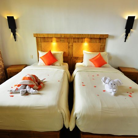 Ambassador In Paradise Balabag  Εξωτερικό φωτογραφία Deluxe Room
