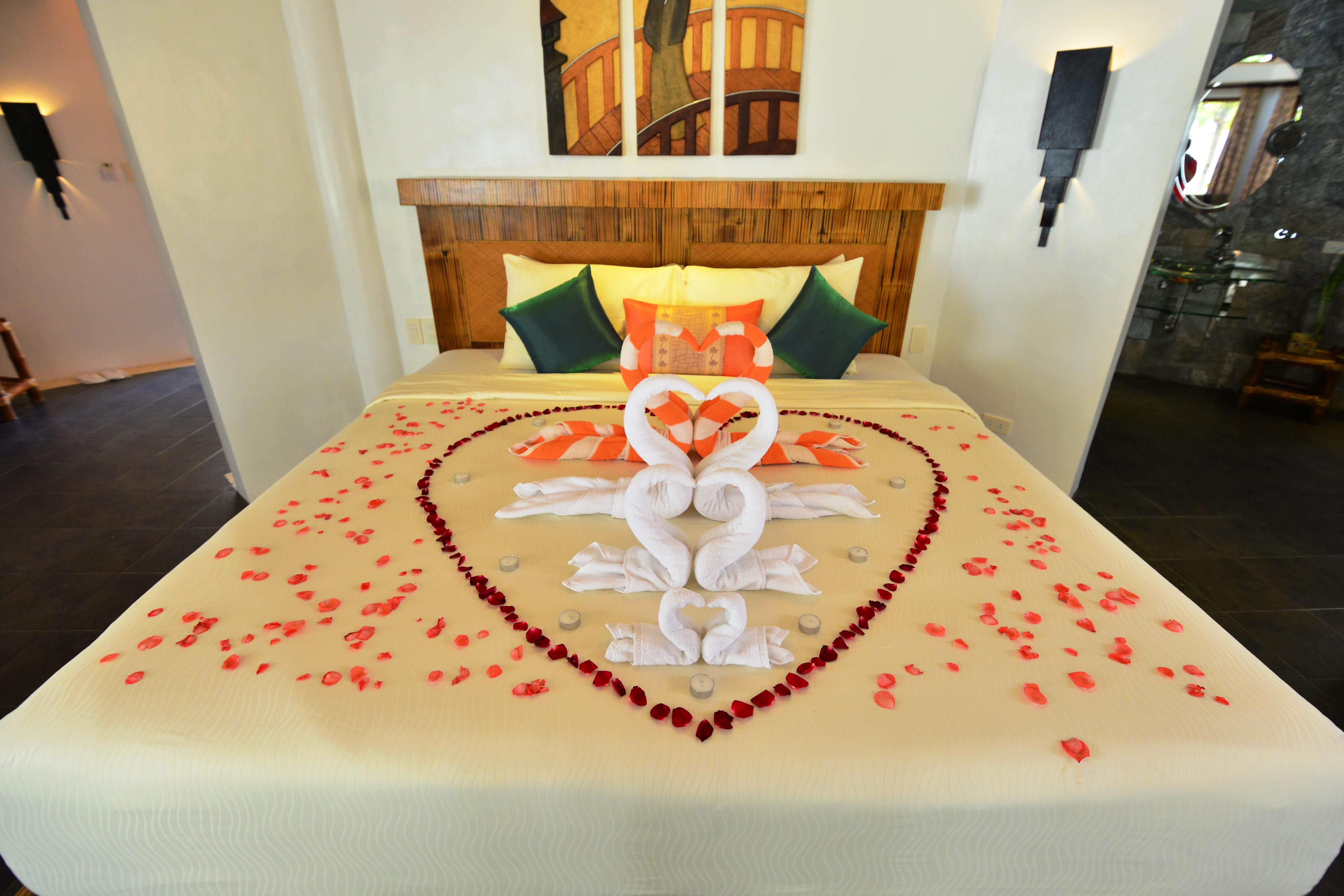 Ambassador In Paradise Balabag  Εξωτερικό φωτογραφία Honeymoon Suite