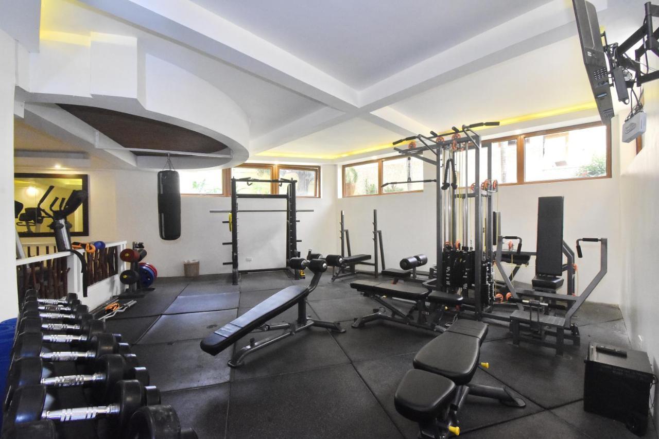 Ambassador In Paradise Balabag  Εξωτερικό φωτογραφία The gym at the hotel