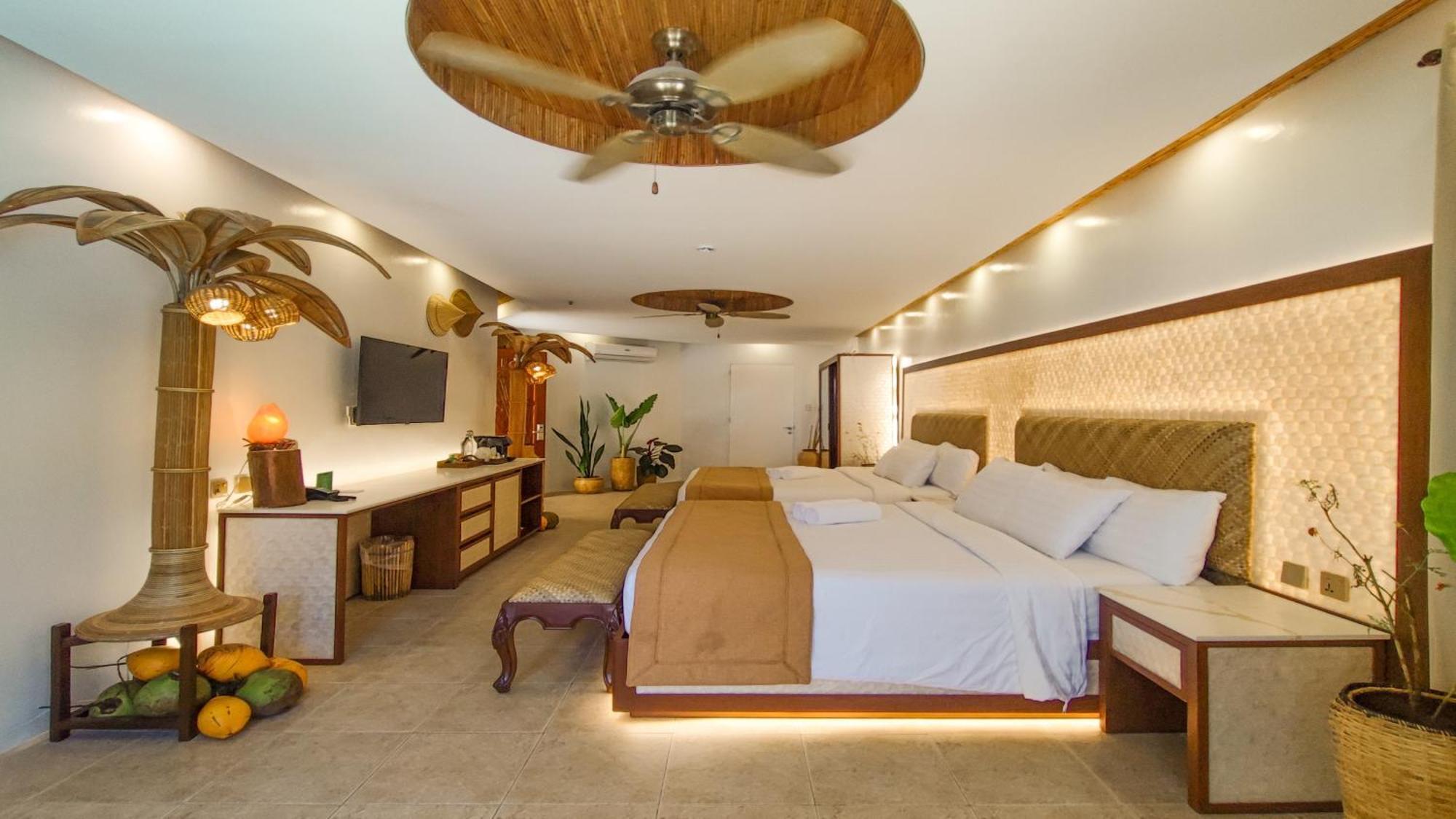 Ambassador In Paradise Balabag  Εξωτερικό φωτογραφία Deluxe Room